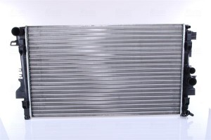 Su Radyatoru M.benz W639 03-